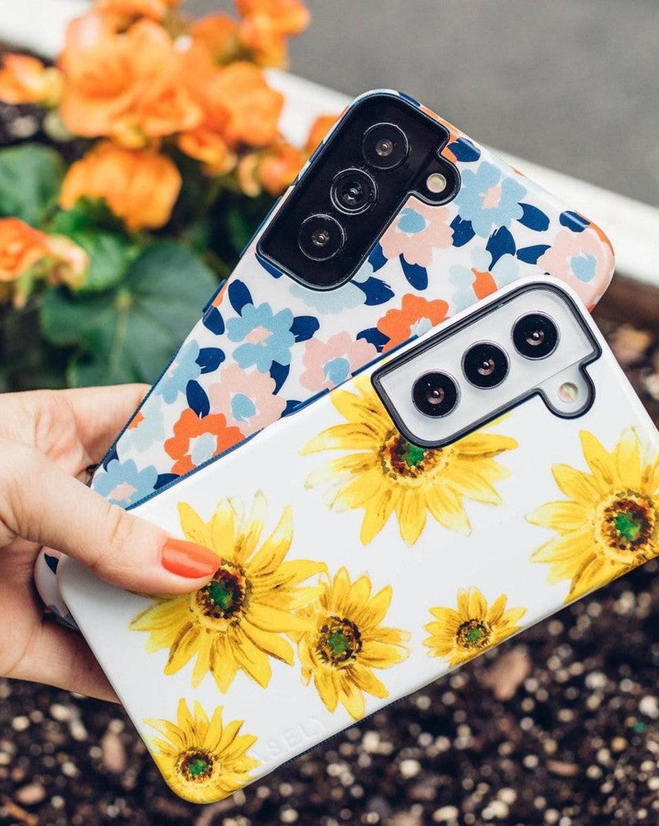 Field of Flowers | Pastel Floral Samsung Case Samsung Case get.casely