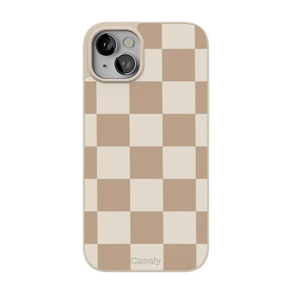 Fit Check | Neutral Checkerboard Case iPhone Case get.casely Align + MagSafe® iPhone 15 Plus